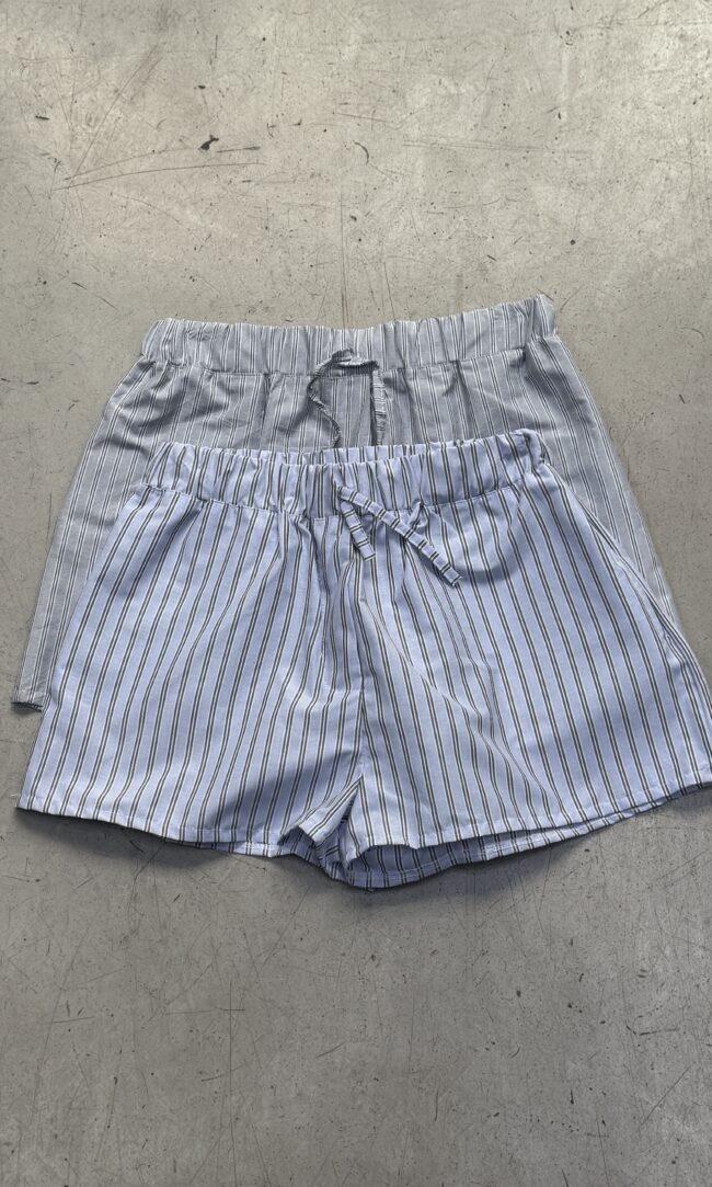 SHORT MANDY