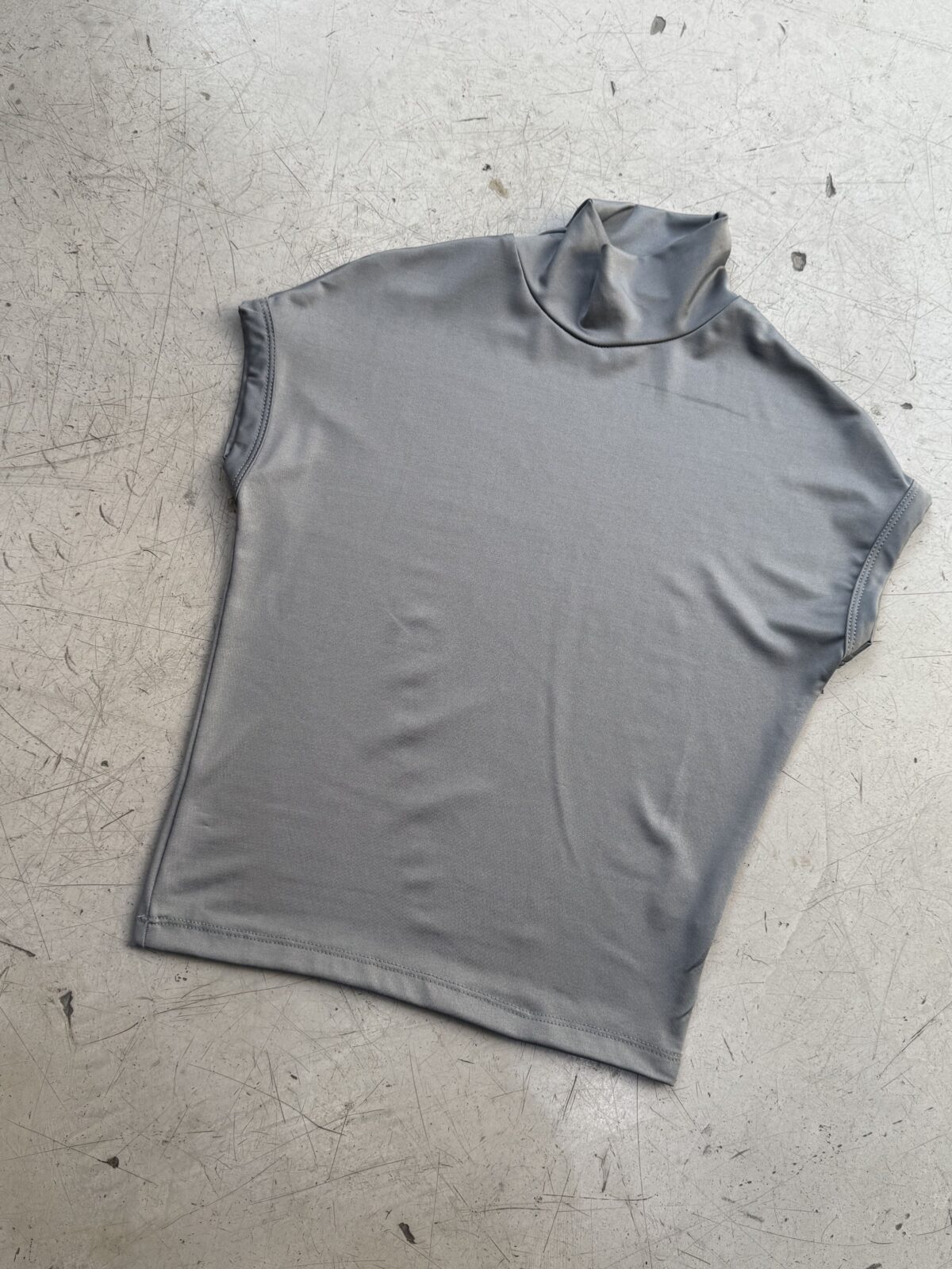 REMERA ANN - Imagen 2
