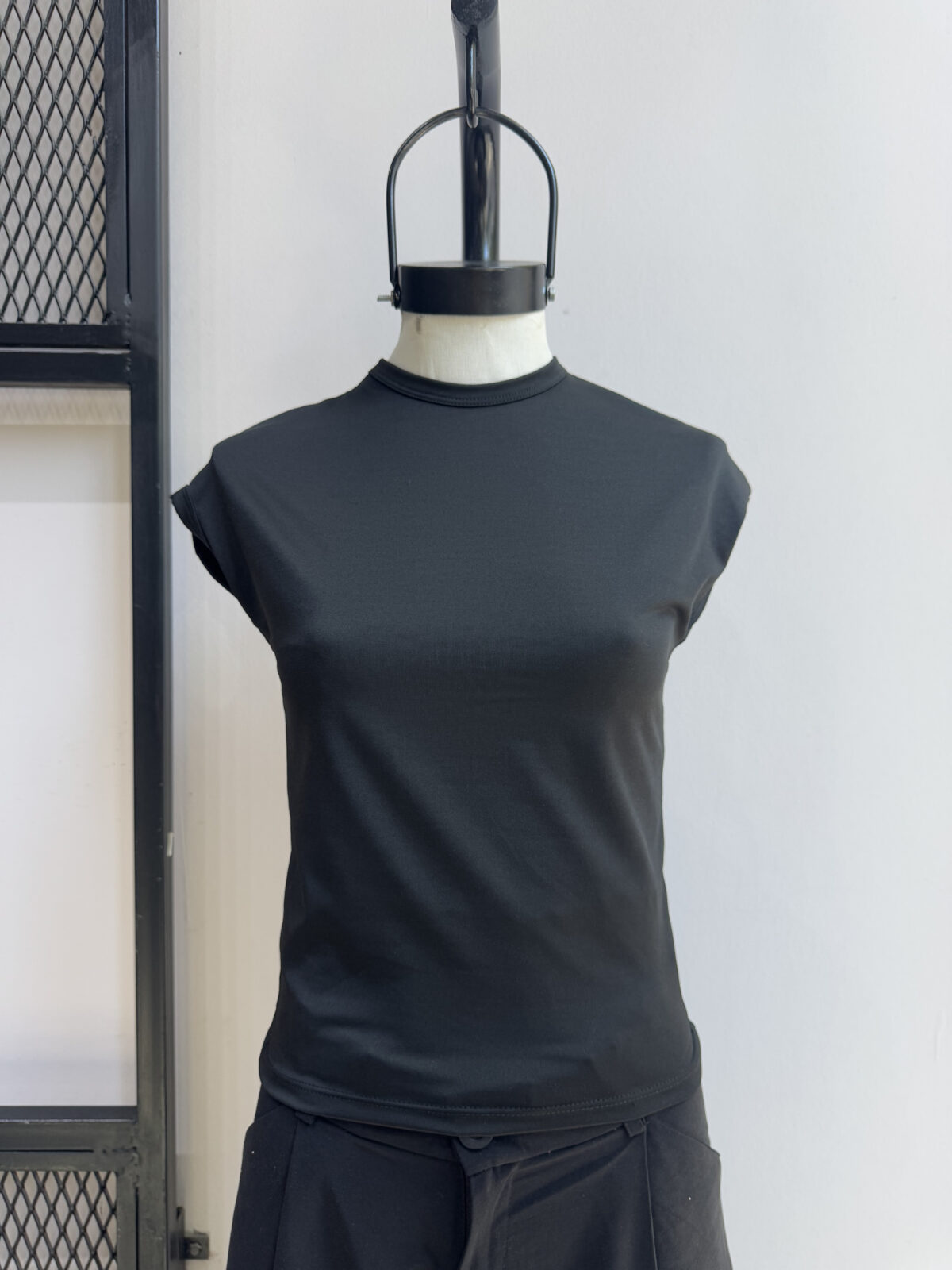 REMERA KALLY - Imagen 2