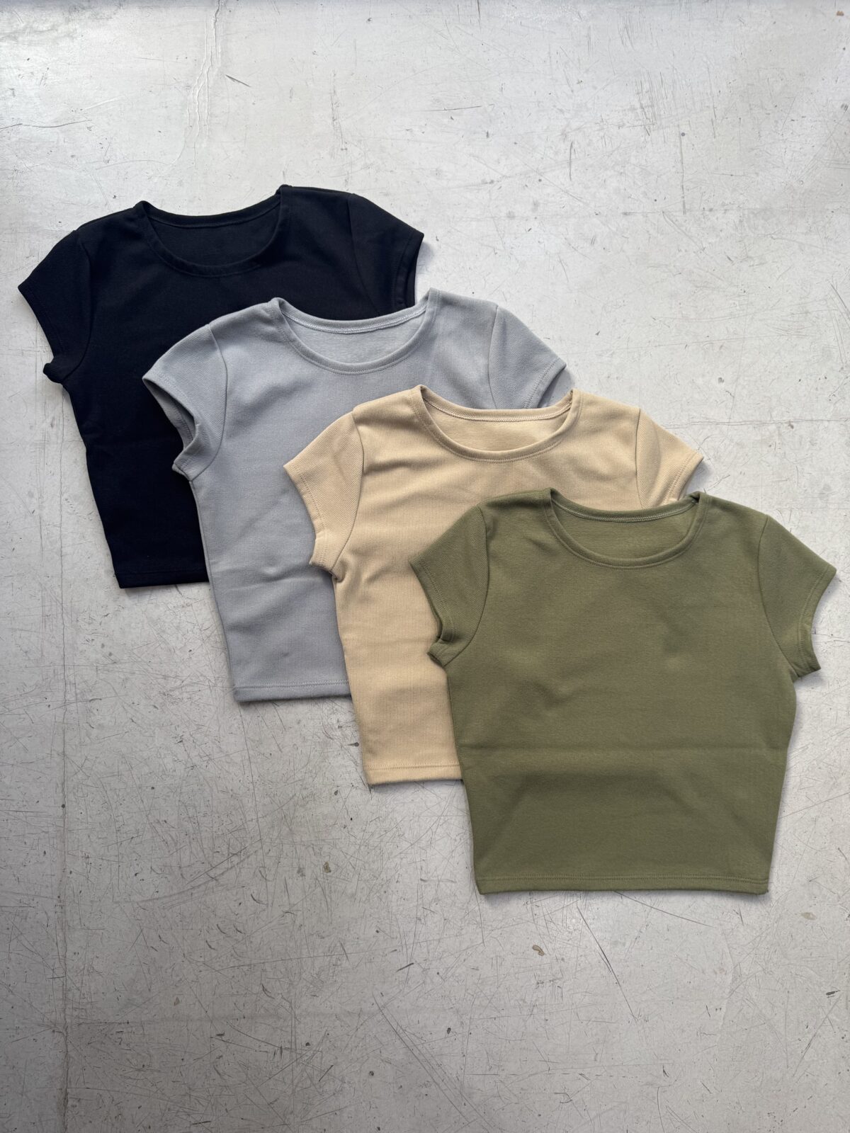 REMERA BRUNA