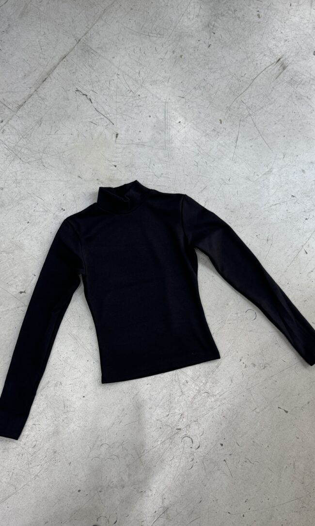 POLERA ISIS