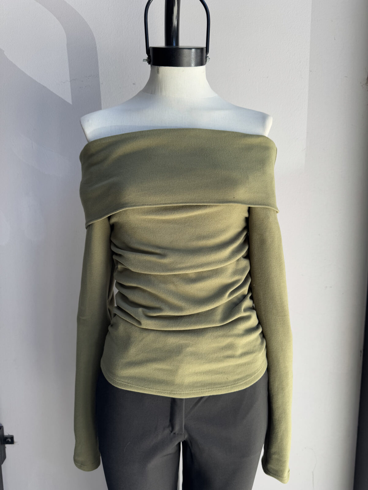 OFF SHOULDERS LEA - Imagen 2