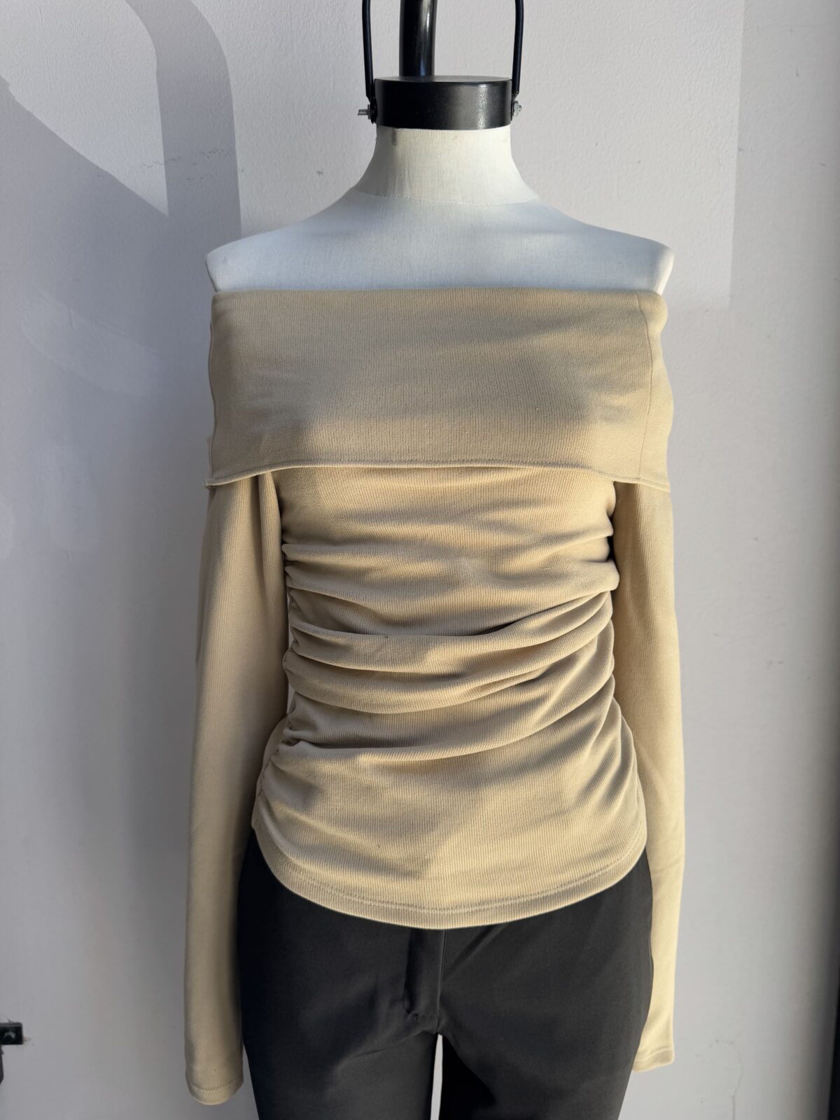 OFF SHOULDERS LEA - Imagen 4