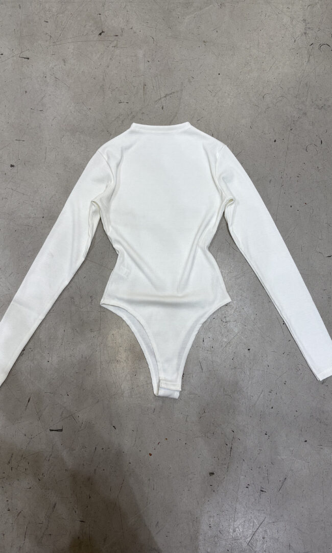 BODY NECK