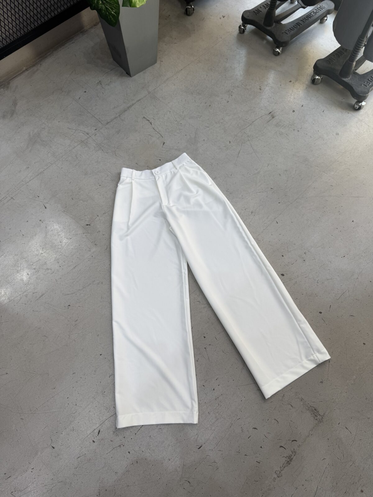 PANTALON SASTRERO NEREA - Imagen 4
