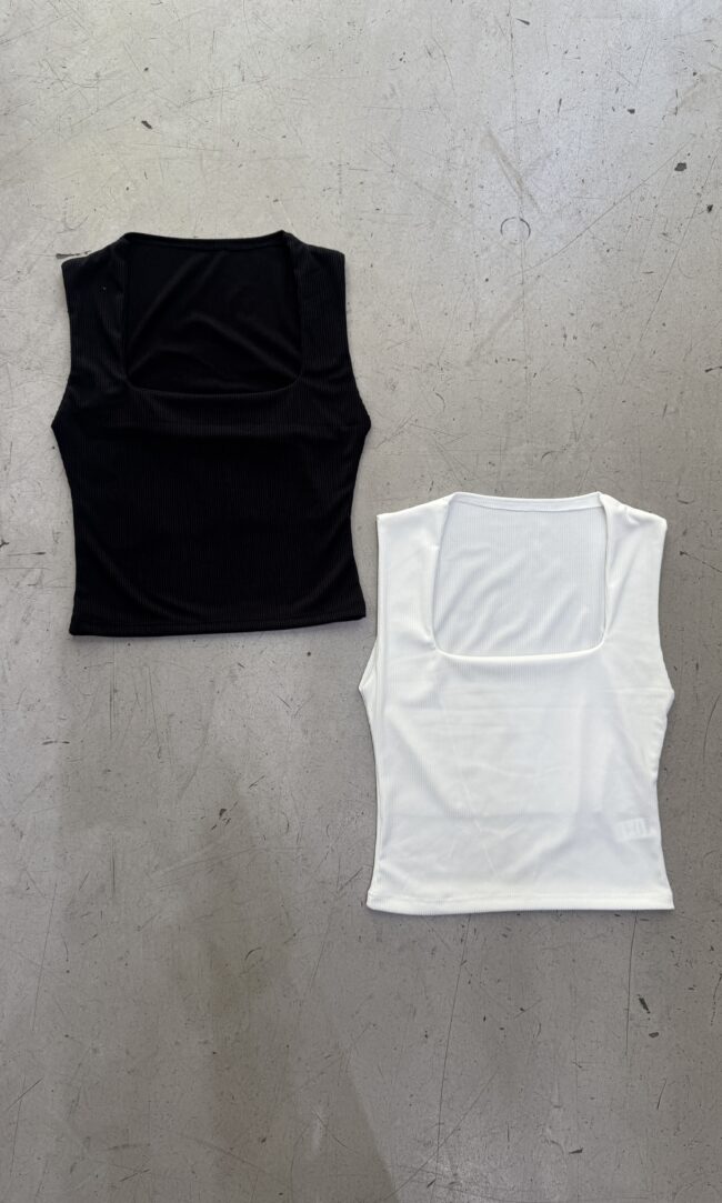 MUSCULOSA ESTHER