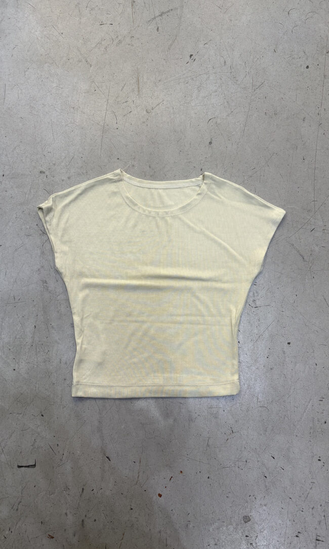 REMERA NAYEA